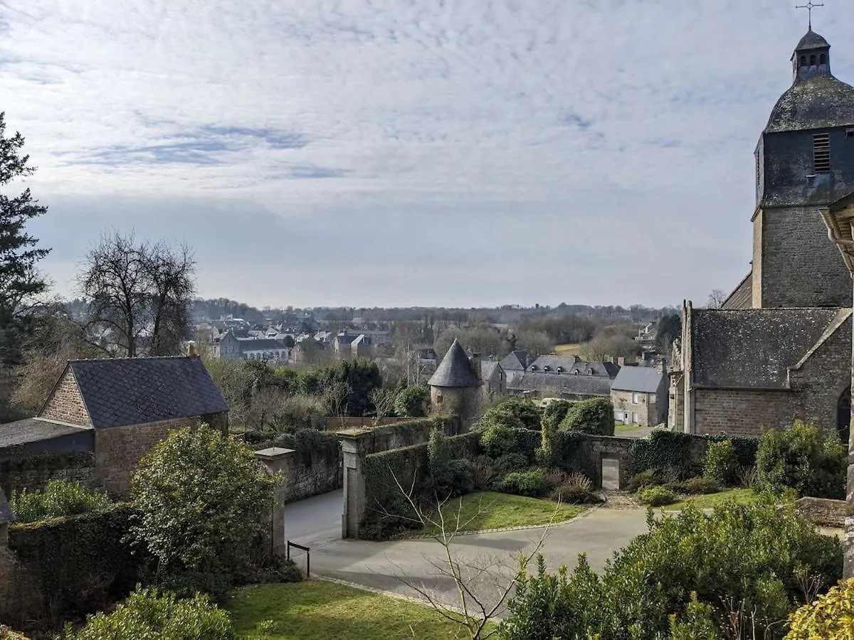 La Tour Medievale Du Chateau De La Carree 圣日耳曼恩克格 度假居