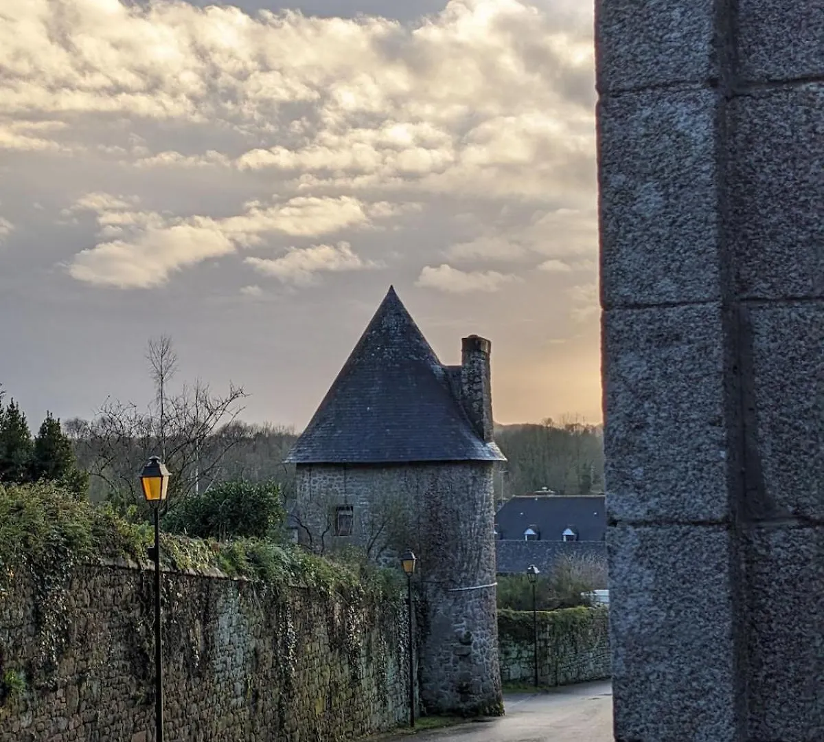 La Tour Medievale Du Chateau De La Carree 圣日耳曼恩克格 度假居