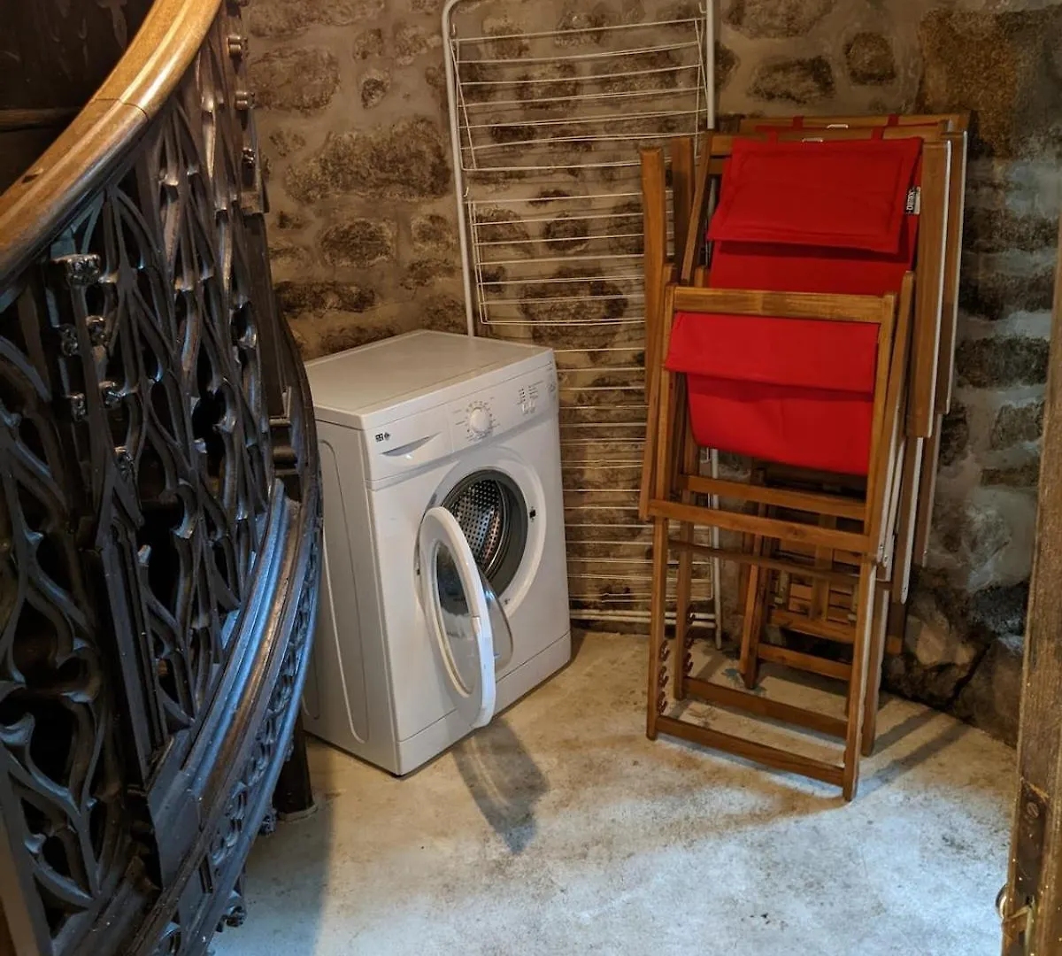 La Tour Medievale Du Chateau De La Carree 圣日耳曼恩克格